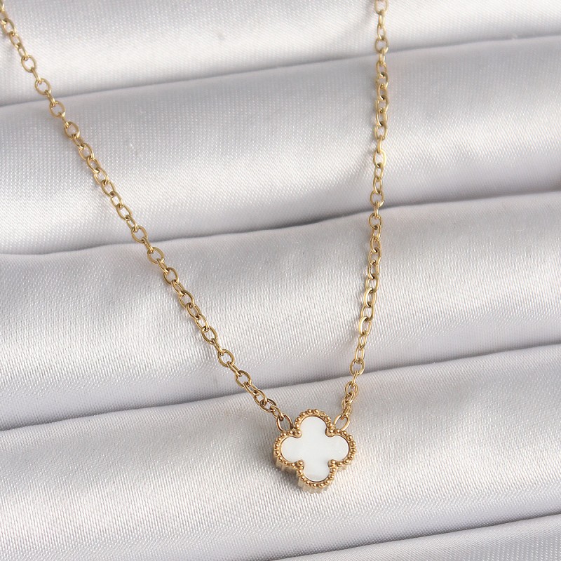 316L Çelik Gold Renk Beyaz Yonca Model Kadın Kolye