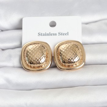316L Çelik Gold Renk Düğme Model Kadın Küpe