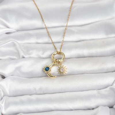 316L Çelik Gold Renk Gece Gündüz Tema Charmlı Kadın Kolye