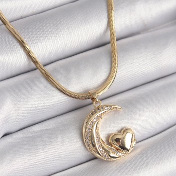 316L Çelik Gold Renk İtalyan Zincir Zirkon Taşlı Halil Figür Kalp Detay Kadın Kolye