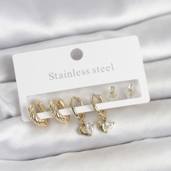 316L Çelik Gold Renk Kalp Detaylı Kadın Küpe Seti