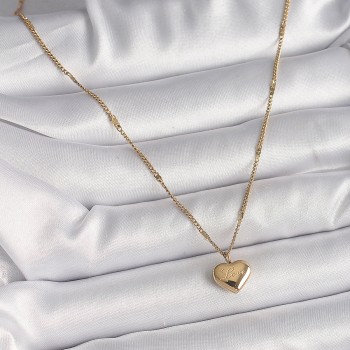 316L Çelik Gold Renk Zincir Love İşlemeli Kalp Figür Kadın Kolye