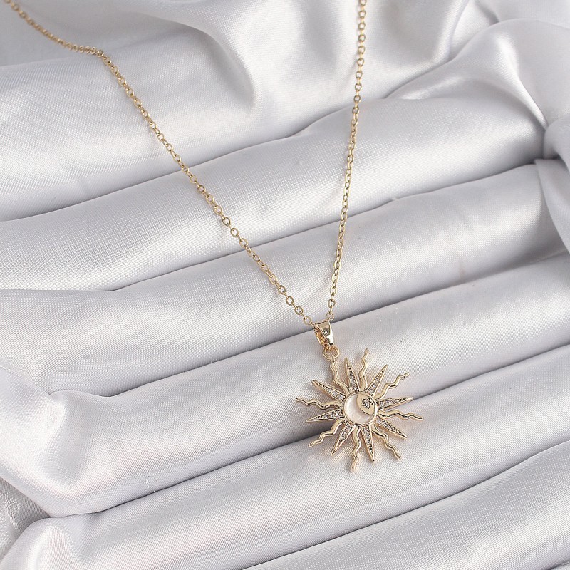 316L Çelik Gold Renk Zincir Renkli Zirkon Taşlı Sedefli Ay İşleme Detay Kadın Kolye