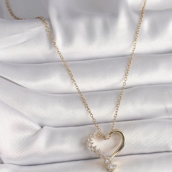 316L Çelik Gold Renk Zincir Zirkon Taşlı Kalp Model Kadın Kolye
