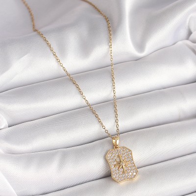 316L Çelik Gold Renk Zincir Zirkon Taşlı Kutup Yıldız İşlemeli Madalyon Model Kadın Kolye