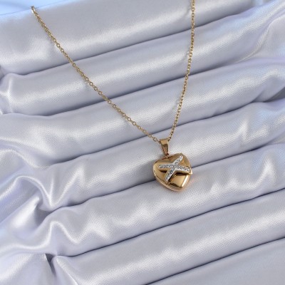 316L Çelik Gold Renk Zirkon Detay Kalp Model Kadın Kolye