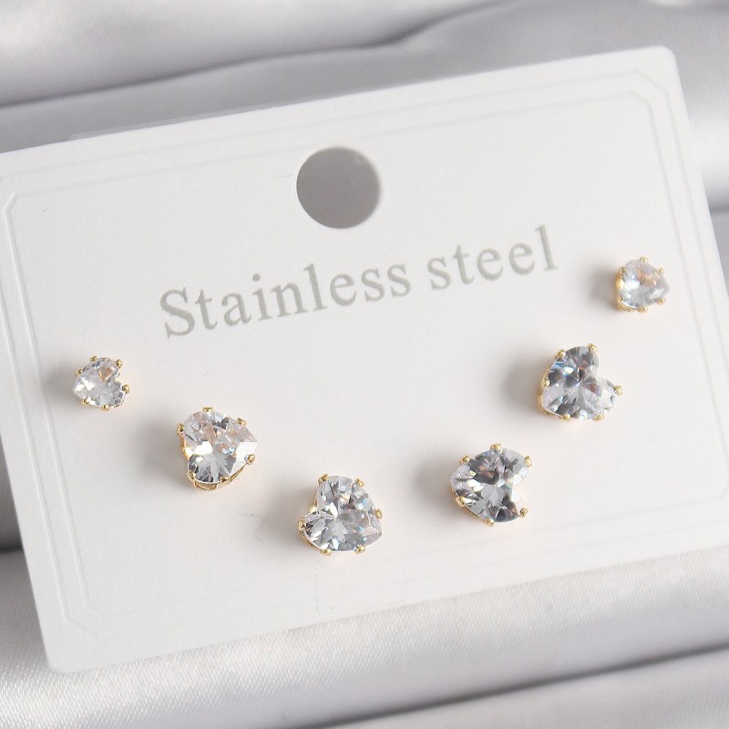 316L Çelik Gold Renk Zirkon Taşlı Kalp Model Kadın Küpe Seti