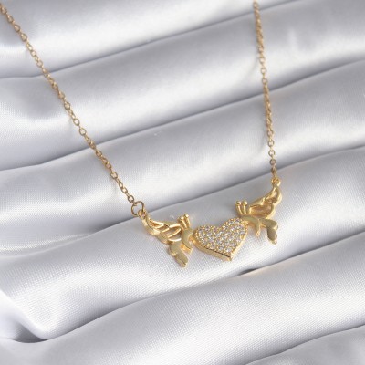 316L Çelik Gold Renk Zirkon Taşlı Kanatlı Kalp Model Kadın Kolye