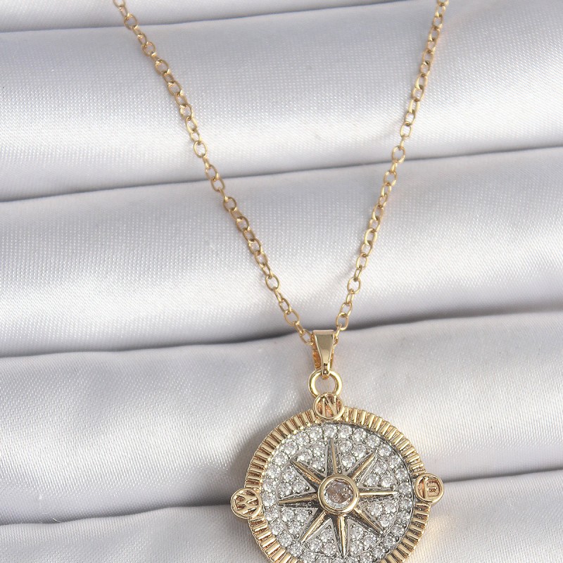 316L Çelik Gold Renk Zirkon Taşlı Pusula Model Kadın Kolye