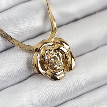 316L Çelik Gül Figürlü İtalyan Zincir Model Gold Renk Kadın Kolye