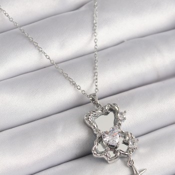 316L Çelik Gümüş Renk Ayna Ayıcık Model Zirkon Taşlı Kalp Detay Kadın Kolye
