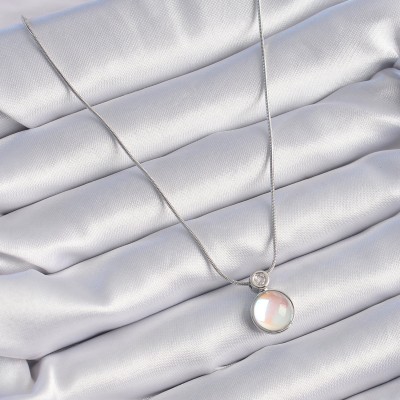 316L Çelik Gümüş Renk Beyaz Sedefli Vintage Model Kadın Kolye