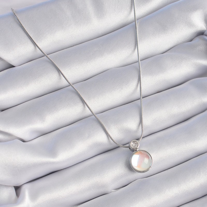 316L Çelik Gümüş Renk Beyaz Sedefli Vintage Model Kadın Kolye
