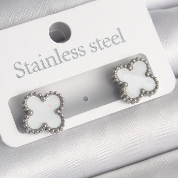 316L Çelik Gümüş Renk Beyaz Yonca Model Kadın Küpe