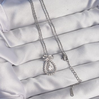 316L Çelik Gümüş Renk Fiyonk Detaylı Zirkon Taşlı Damla Model Kolye