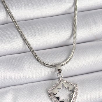 316L Çelik Gümüş Renk İtalyan Zincir Zirkon Taşlı Kutup Yıldızı İşleme Model Kadın Kolye