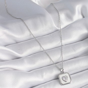 316L Çelik Gümüş Renk Kare Madalyon Kalp Zirkon Taş İşleme Kadın Kolye