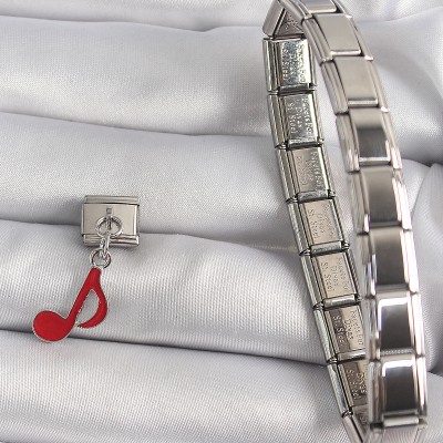 316L Çelik Gümüş Renk Kırmızı Nota Model Nomination Charm