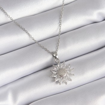 316L Çelik Gümüş Renk Papatya Model Kadın Kolye