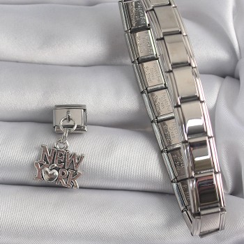 316L Çelik Gümüş Renk Sallantı New York Yazı Model Nomination Charm