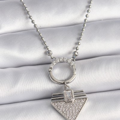 316L Çelik Gümüş Renk Topçuk Zincir Zirkon Taşlı Üçgen Model Kadın Kolye