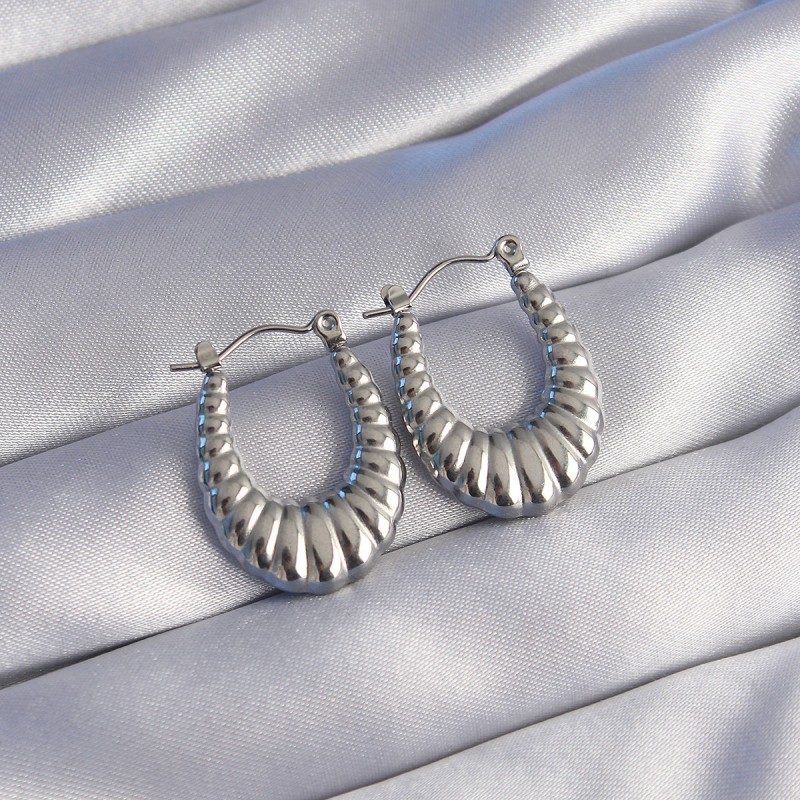 316L Çelik Gümüş Renk Uzun Baklava Görünümlü Küpe