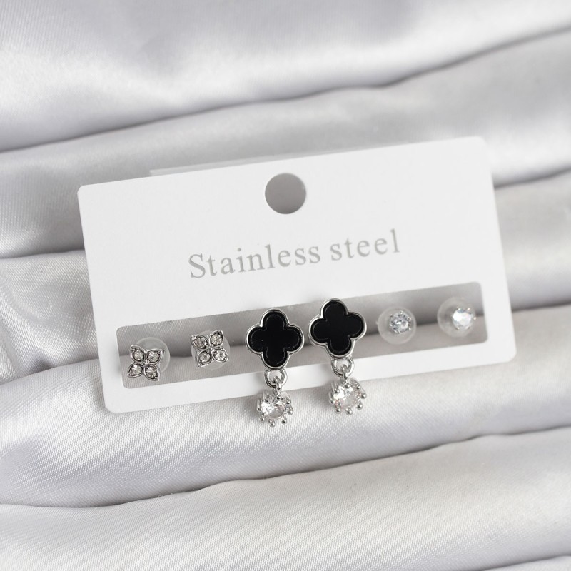 316L Çelik Gümüş Renk Yonca Detaylı Kadın Küpe Seti