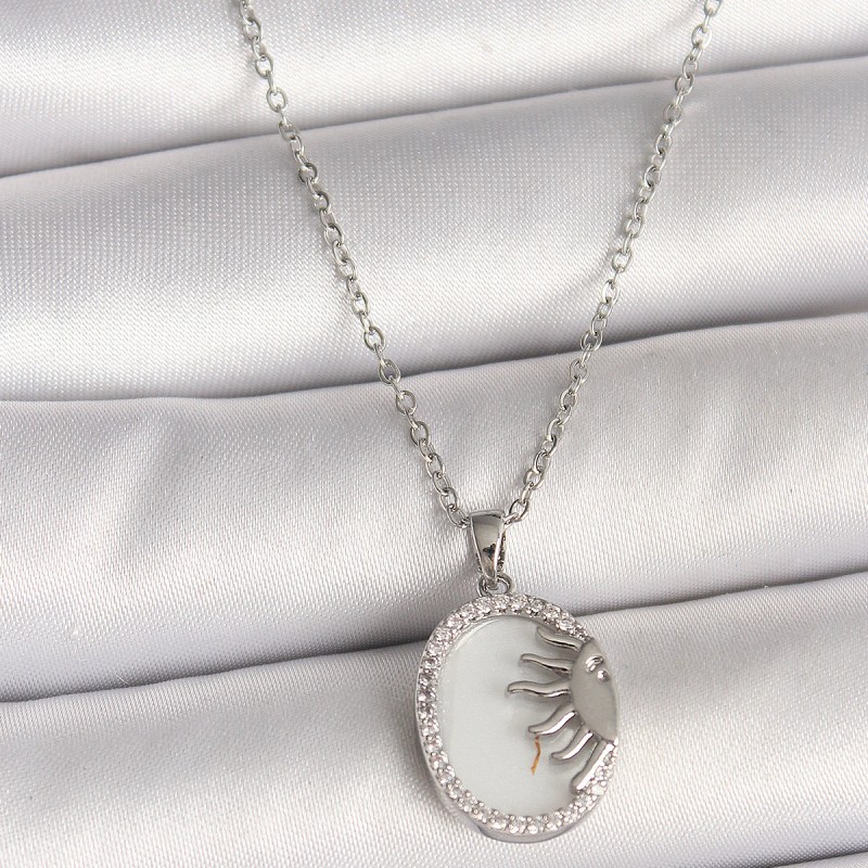 316L Çelik Gümüş Renk Zincir Beyaz Mineli Gün Batımı Model Zirkon Taş Detaylı Kadın Kolye