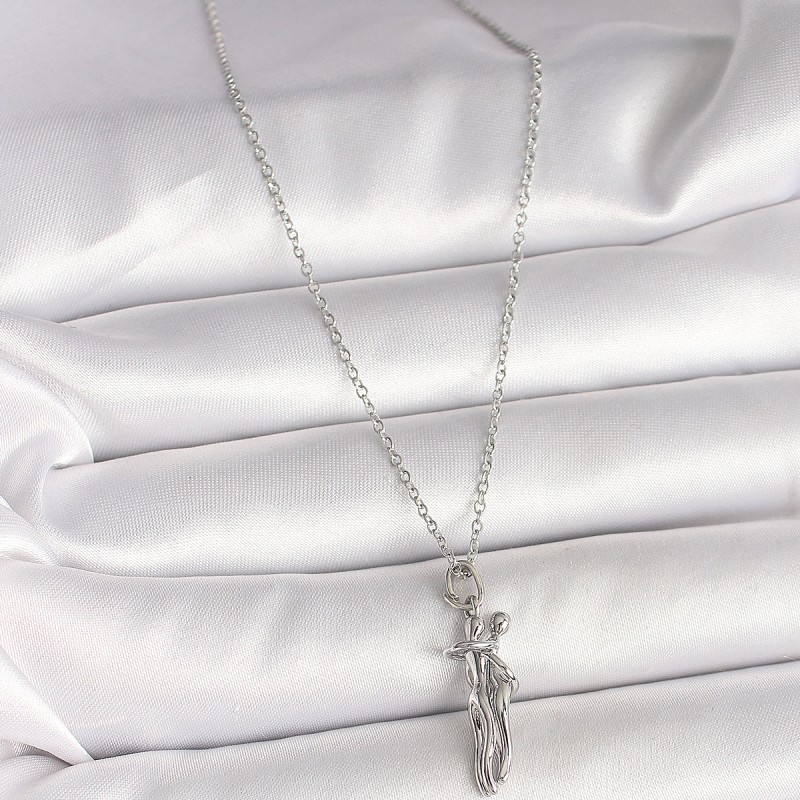 316L Çelik Gümüş Renk Zincir Sarılma Model Kadın Kolye