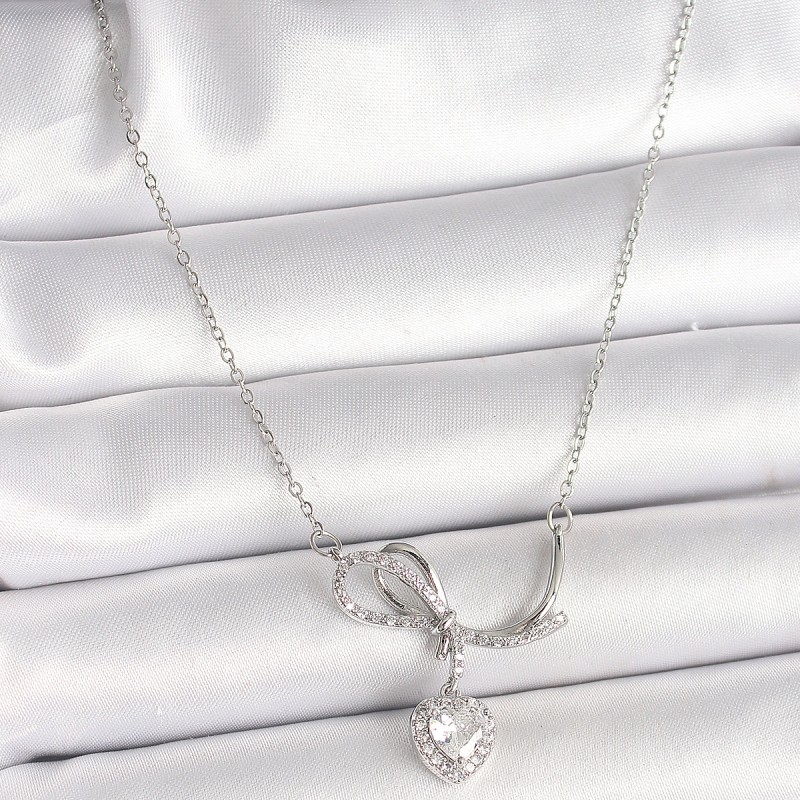 316L Çelik Gümüş Renk Zincir Zirkon Taşlı Düğüm Sallantı Kalp Figür Kadın Kolye