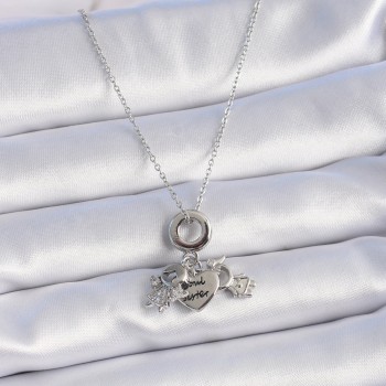 316L Çelik Gümüş Renk Zirkon Taş Detay Çocuk Figür Charm Model Kadın Kolye