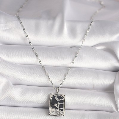 316L Çelik Gümüş Renk Zirkon Taşlı Ay Figürlü Taror Model Kadın Kolye