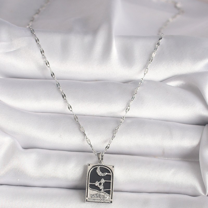 316L Çelik Gümüş Renk Zirkon Taşlı Ay Figürlü Taror Model Kadın Kolye