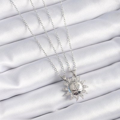 316L Çelik Gümüş Renk Zirkon Taşlı Güneş Model İşleme Yazı Detay Arkadaşlık Kolyesi