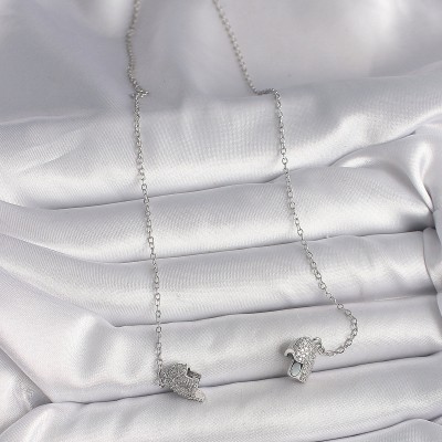 316L Çelik Gümüş Renk Zirkon Taşlı Mıknatıslı Kalp Model Kadın Kolye