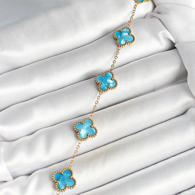 316L Çelik Sedefli Gökyüzü Mavisi Gold Renk Yonca Kadın Bileklik