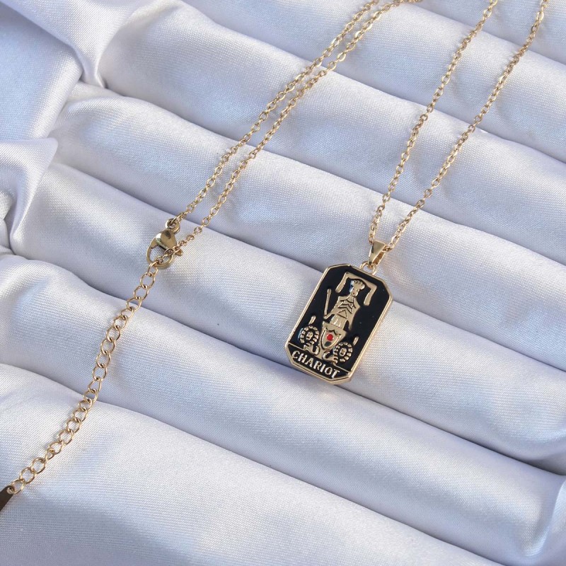 316L Çelik Zincir Altın Renk Siyah Mineli Tarot Kolye
