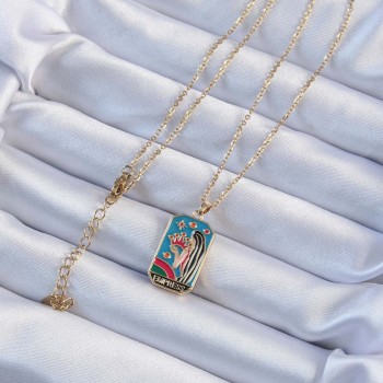 316L Çelik Zincir Altın Renk Taç ve Kız Figürlü Renkli Mineli Tarot Kolye