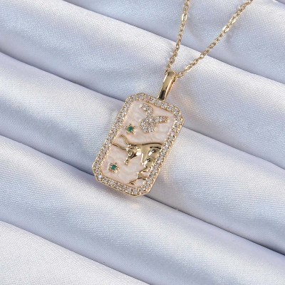 316L Çelik Zincir Altın Renk Zirkon Taşlı Boğa Figürlü Tarot Kolye