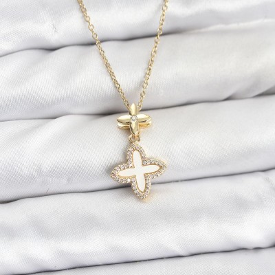 316L Çelik Zincir Gold Renk 4 Yapraklı Yonca Model Zirkon Taşlı Kadın Kolye