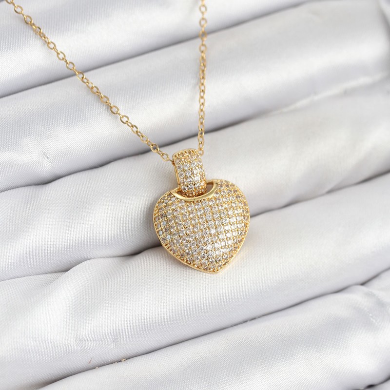 316L Çelik Zincir Gold Renk Zirkon Taşlı Kalpli Kadın Kolye