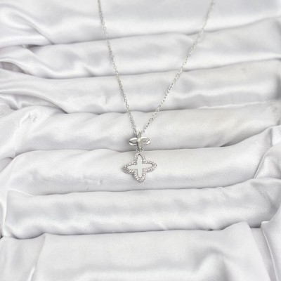 316L Çelik Zincir Gümüş Renk 4 Yapraklı Yonca Model Zirkon Taşlı Kadın Kolye