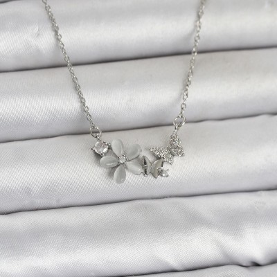 316L Çelik Zincir Gümüş Renk Çiçek ve Kelebek Model Kadın Kolye