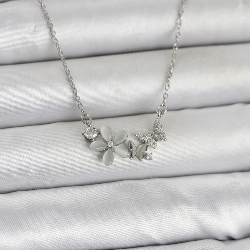 316L Çelik Zincir Gümüş Renk Çiçek ve Kelebek Model Kadın Kolye