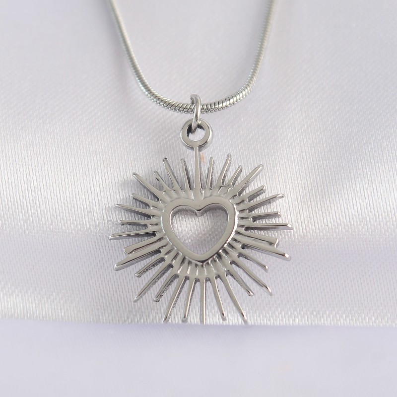 316L Çelik Zincir Gümüş Renk Kalp Güneşi Tasarımlı Kolye