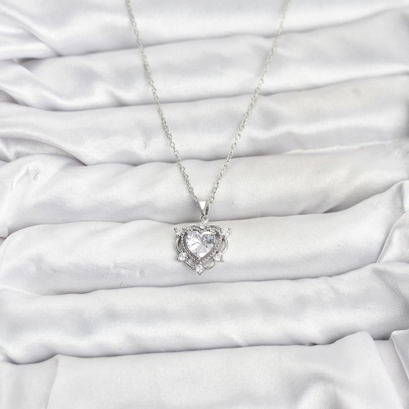 316L Çelik Zincir Gümüş Renk Kalp Model Zirkon Taşlı Kadın Kolye