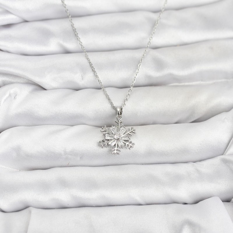 316L Çelik Zincir Gümüş Renk Kar Tanesi Model Zirkon Taşlı Kadın Kolye
