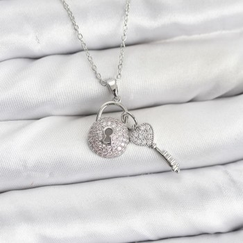 316L Çelik Zincir Gümüş Renk Kilit Anahtar Model Zirkon Taşlı Kadın Kolye