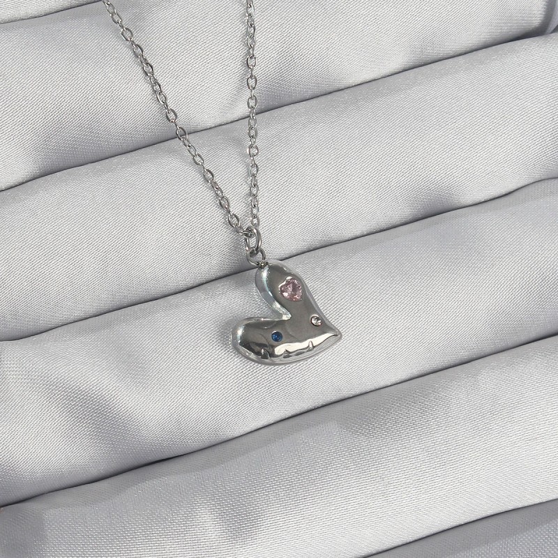 316L Çelik Zincir Gümüş Renk Renkli Zirkon Taşlı Kalp Kolye