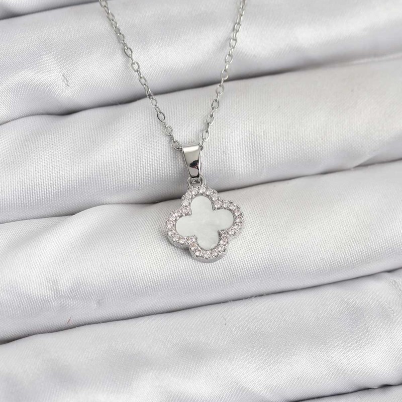 316L Çelik Zincir Gümüş Renk Sedefli Yonca Kadın Kolye